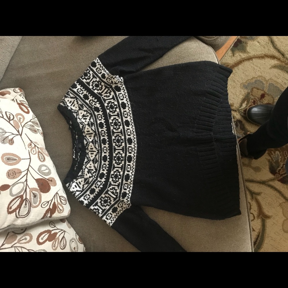 American Eagle sweater